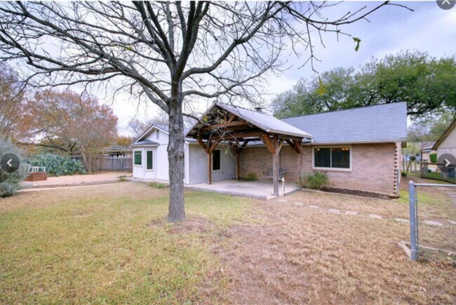 Building Photo - 6104 Bridlington Cir