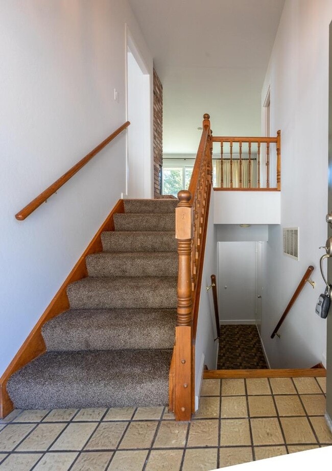 Primary Photo - 1122 Grand Teton Dr