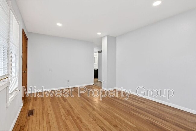 Building Photo - 1540 Aspen Dr