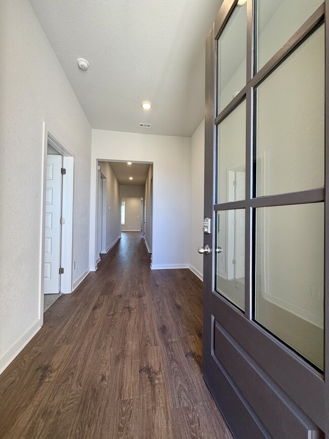 Building Photo - 14427 Inspiration Pt