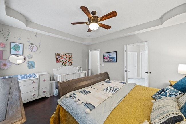 Building Photo - 632 Hidden Valley Dr