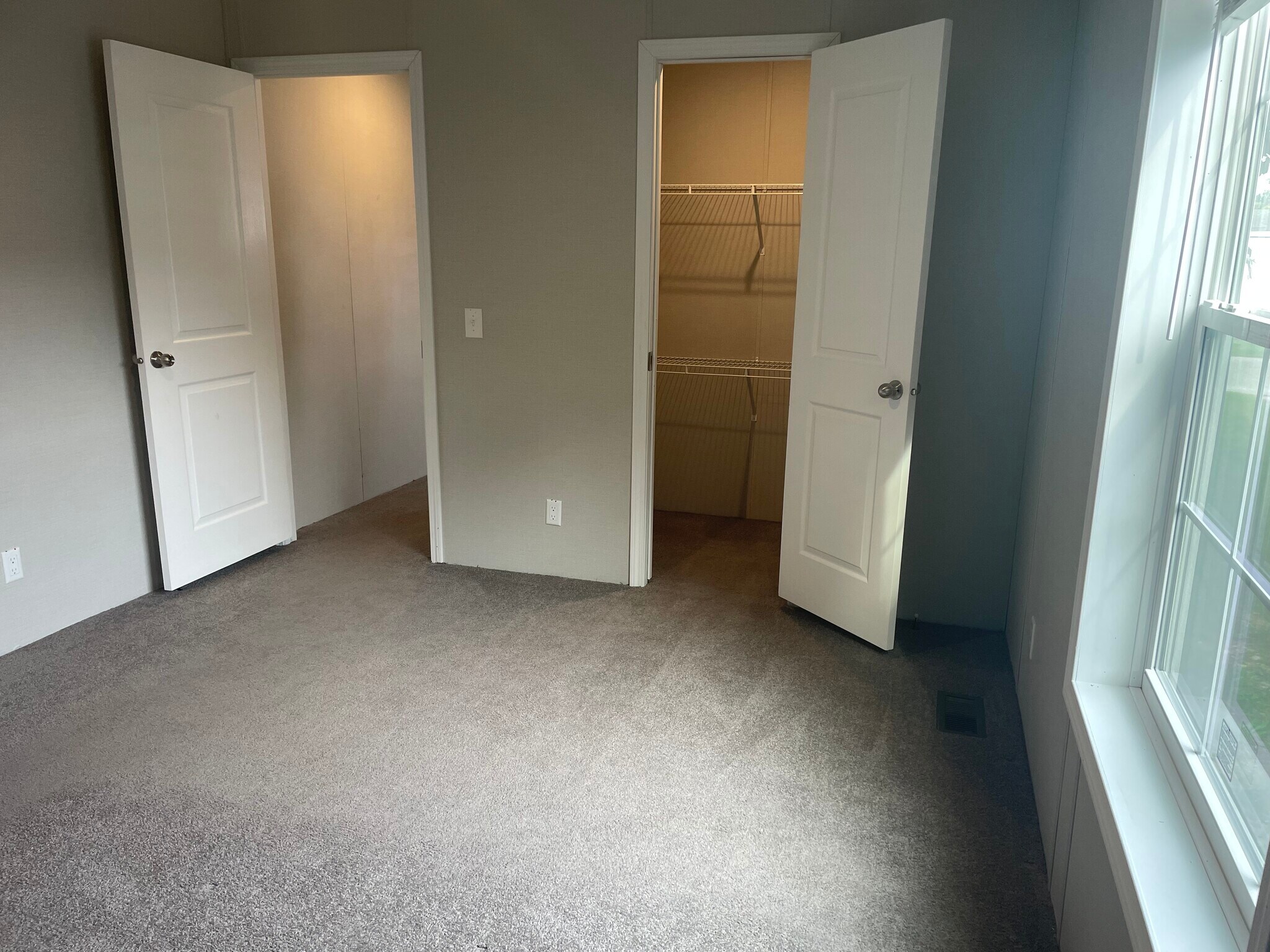 Building Photo - 867 Orchid Trail