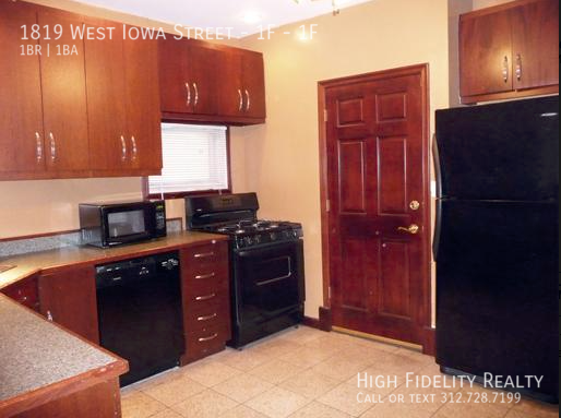 Building Photo - 1819 W Iowa St