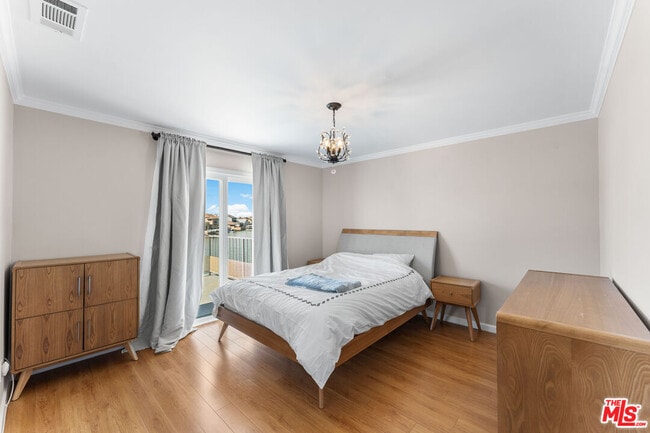 Building Photo - 18032 Mariner Dr