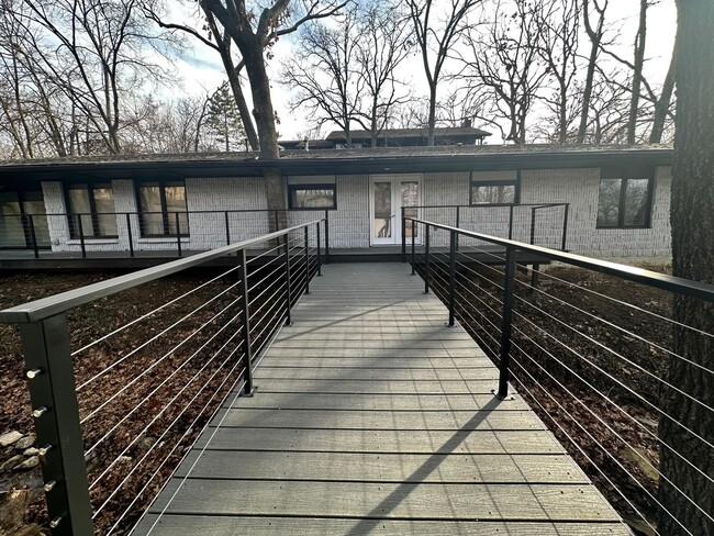 Primary Photo - Newly Renovated, 3-Bed Home in South Tulsa