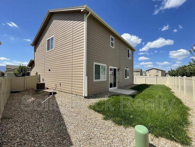 Building Photo - 10977 Quercia Cir