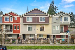 Building Photo - 8462 NE Noelle Way