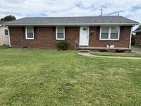 Building Photo - 1813 Standish Pl