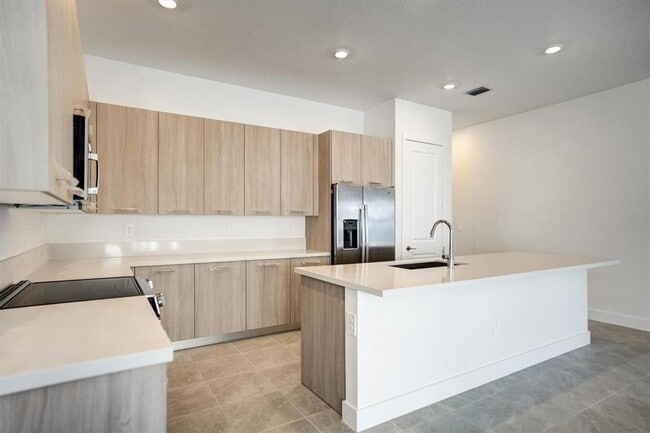 Building Photo - 12328 SW 43rd St