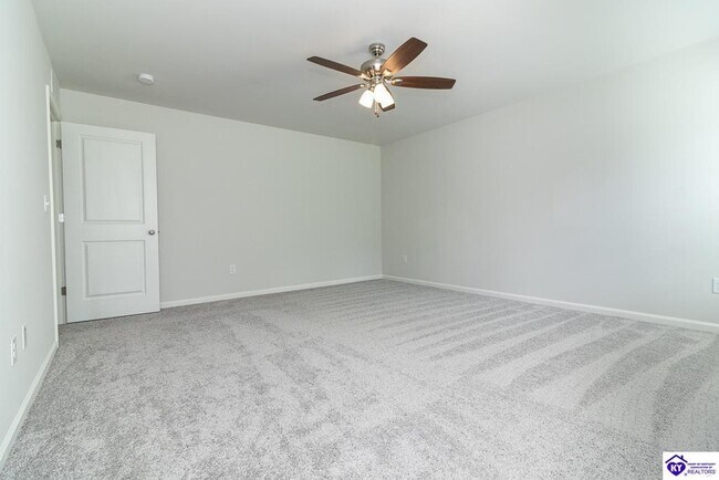 Building Photo - 104 Ashwood Ave