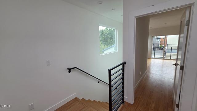 Building Photo - 917 N Ridgewood Pl