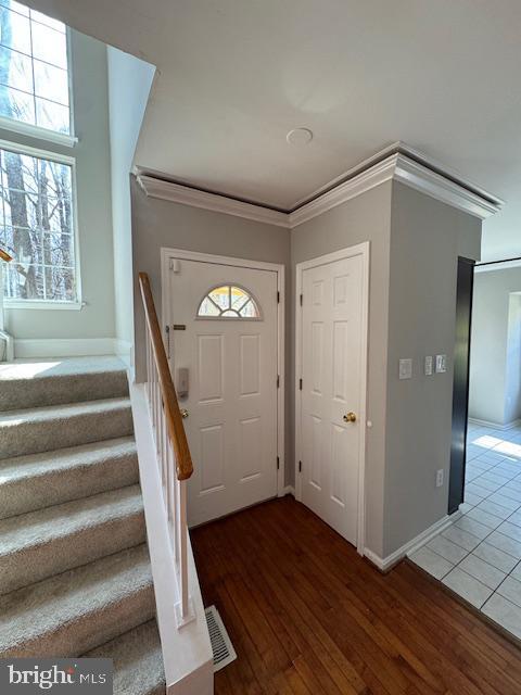 Building Photo - 15661 Montview Dr