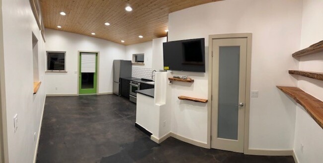 Building Photo - Modern Studio Eastside of Flagstaff- AVAIL...