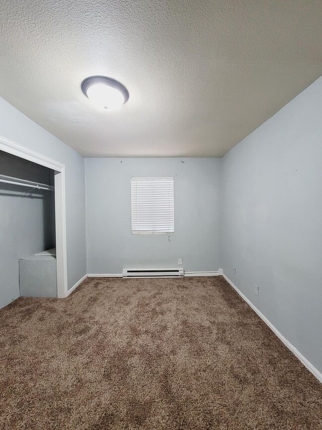 Building Photo - Cozy 2-Bed In Home in Old Colorado City an...