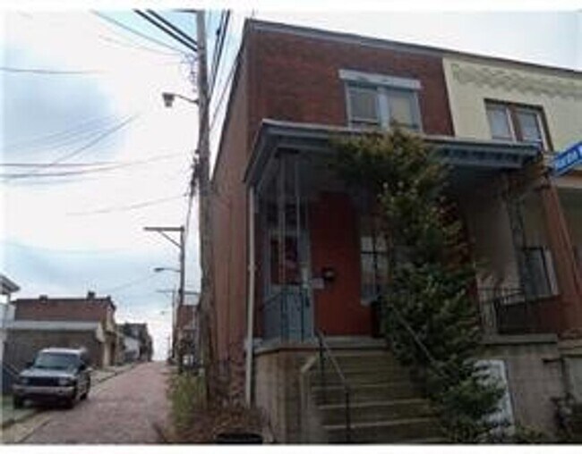 Primary Photo - Spacious 3-Bedroom House Near Pitt & CMU – Steps from Forbes Ave!