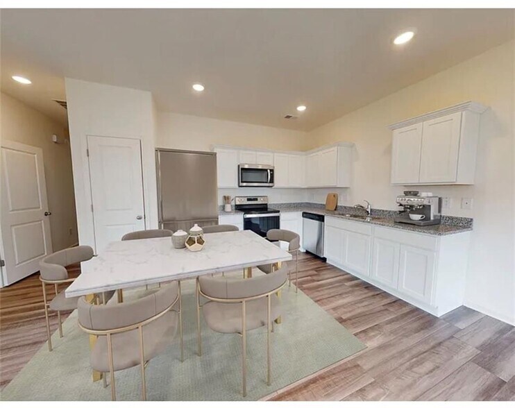 Building Photo - 3015 Gorman Dr