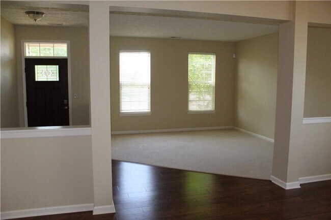 Building Photo - Beautiful 4 BR Home in Brownsburg!