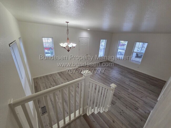 Building Photo - 3855 Louis Krohn Dr