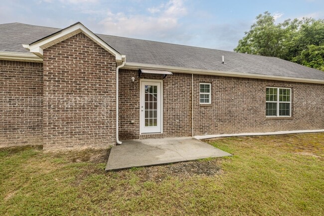 Building Photo - 705 Porter Ln