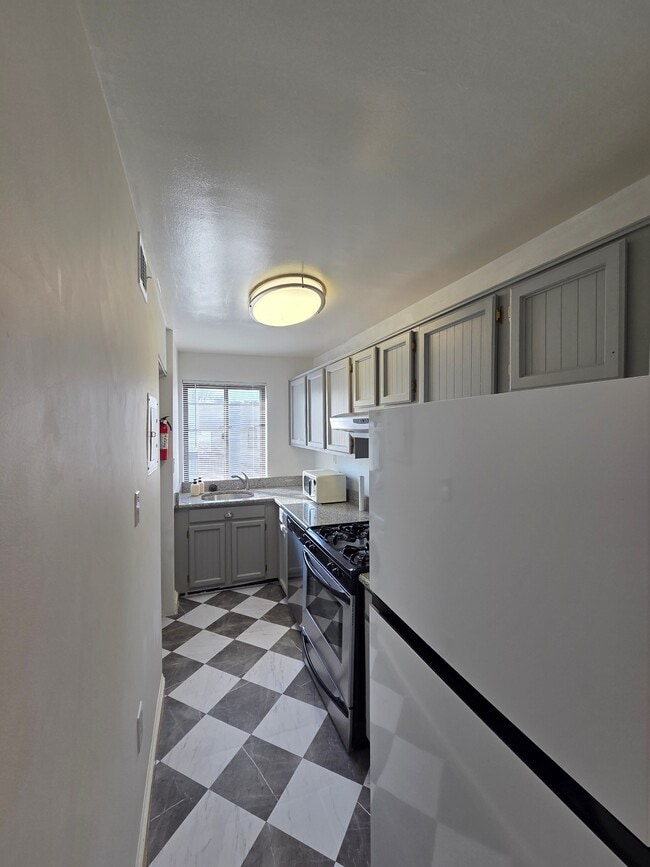 Building Photo - 2604 Tunlaw Rd NW