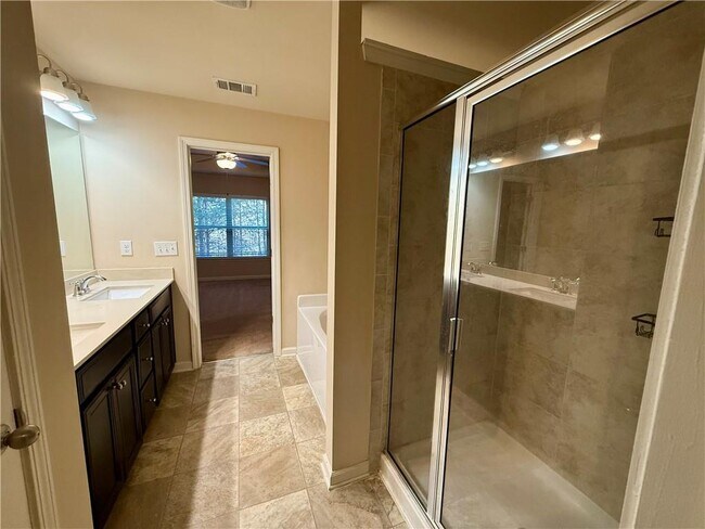 Building Photo - 1518 Brookmere Way