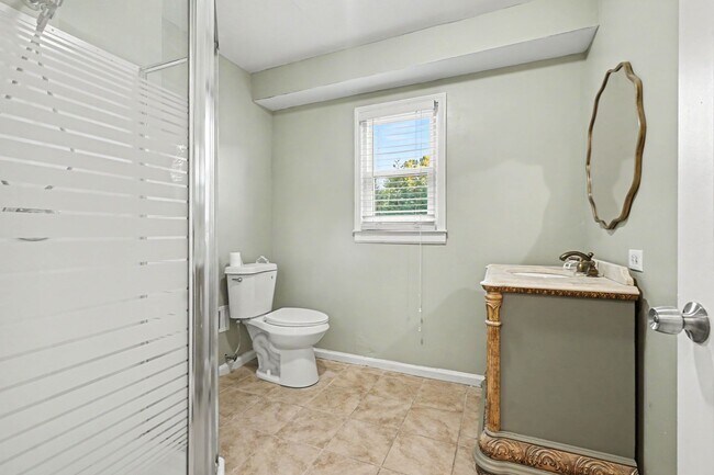 Building Photo - 3030 Green Meadow Ln