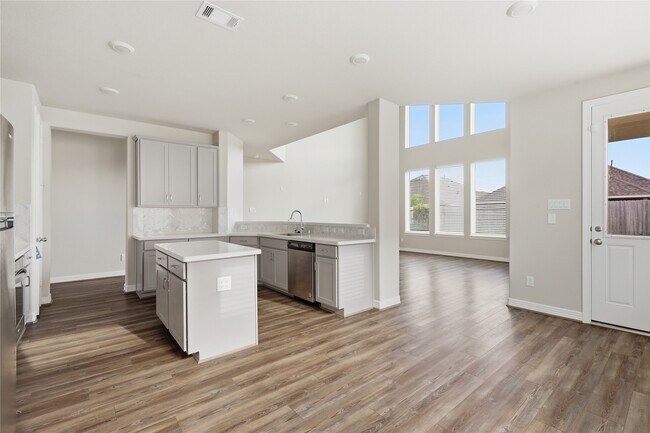 Building Photo - 2638 Settler Hl Dr