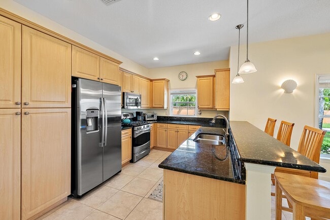 Building Photo - 19043 SE Jupiter River Dr