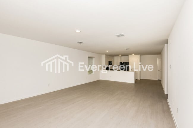 Building Photo - 10724 Dusty Rnch Rd