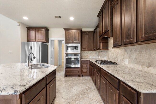 Building Photo - 3819 May Ridge Ln