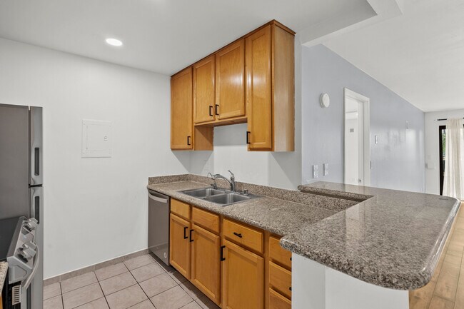 Building Photo - 7765 W 91st St