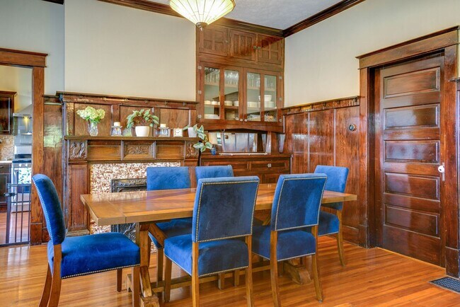 Building Photo - Renovated Historic Craftsman in East Nashville | 4 Bedrooms, 2-Car Garage & Outdoor Living
