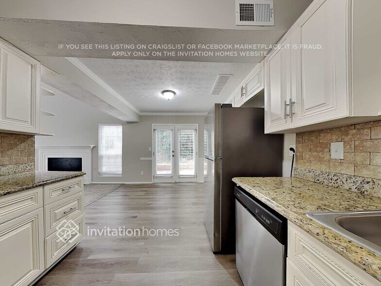 Building Photo - 6608 E Windsor Ln