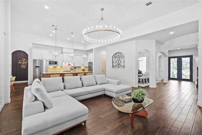 Building Photo - 5475 Harvest Oak Landing Dr