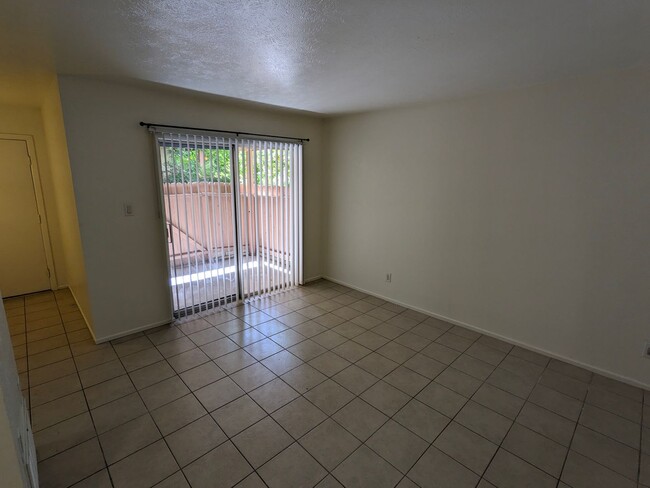 Building Photo - TUCSON - LAS COLINAS