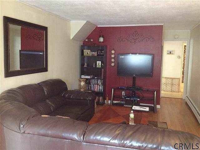 1st floor living room - 100 Sherwood Ave