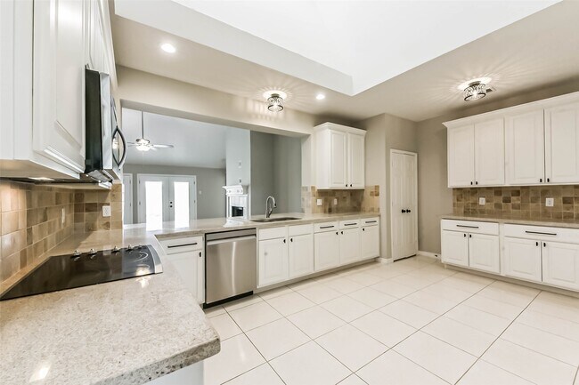 Building Photo - 13318 Ryan Landing Dr