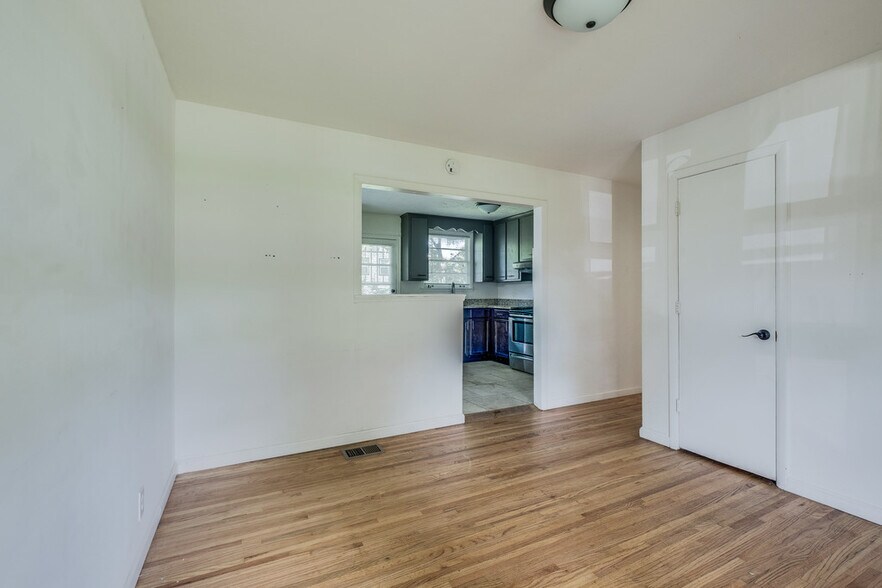 Building Photo - 2409 N 16th St