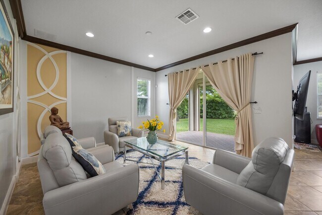 Building Photo - 2352 Bellarosa Circle