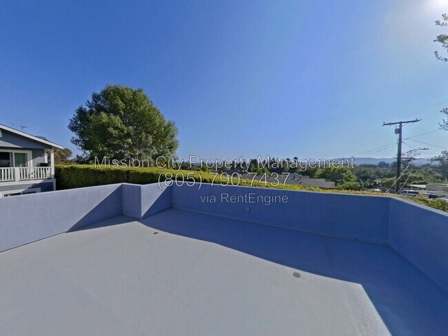 Building Photo - 1424 Salinas Pl