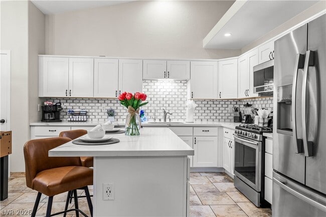 Building Photo - 5235 Zebra Ct