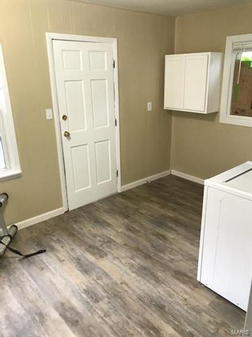 Building Photo - 413 Augusta St