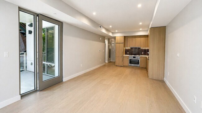 Building Photo - 1224 M St NW