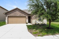 Building Photo - 1330 Plaza Lake Dr