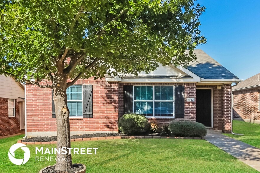 Primary Photo - 8923 Redford Rd