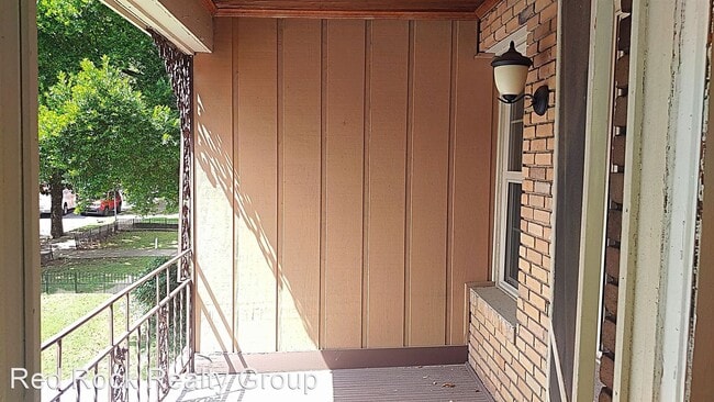 Building Photo - 2 br, 1 bath House - 1131 30th Street S #4