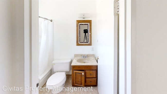 Building Photo - 3 br, 2.5 bath House - 2671 Webster Ct