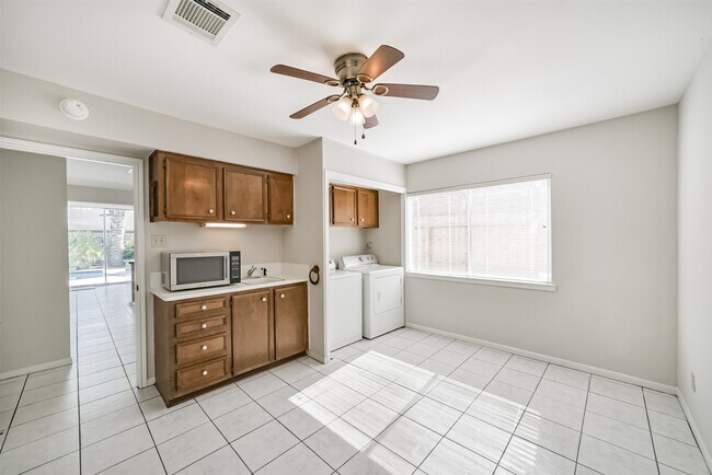 Building Photo - 11826 Cedar Pass Dr