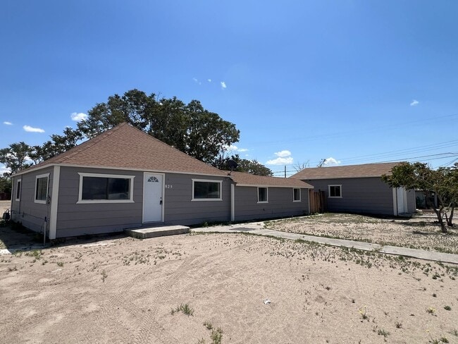 Building Photo - Renovated House for Rent in Fallon