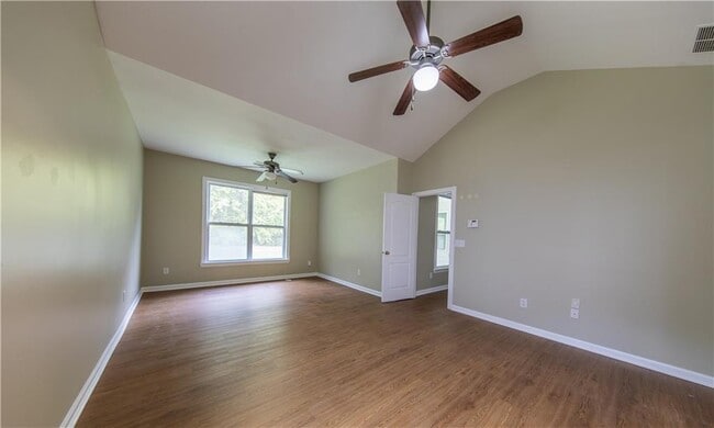 Building Photo - 3502 Aberdeen Way